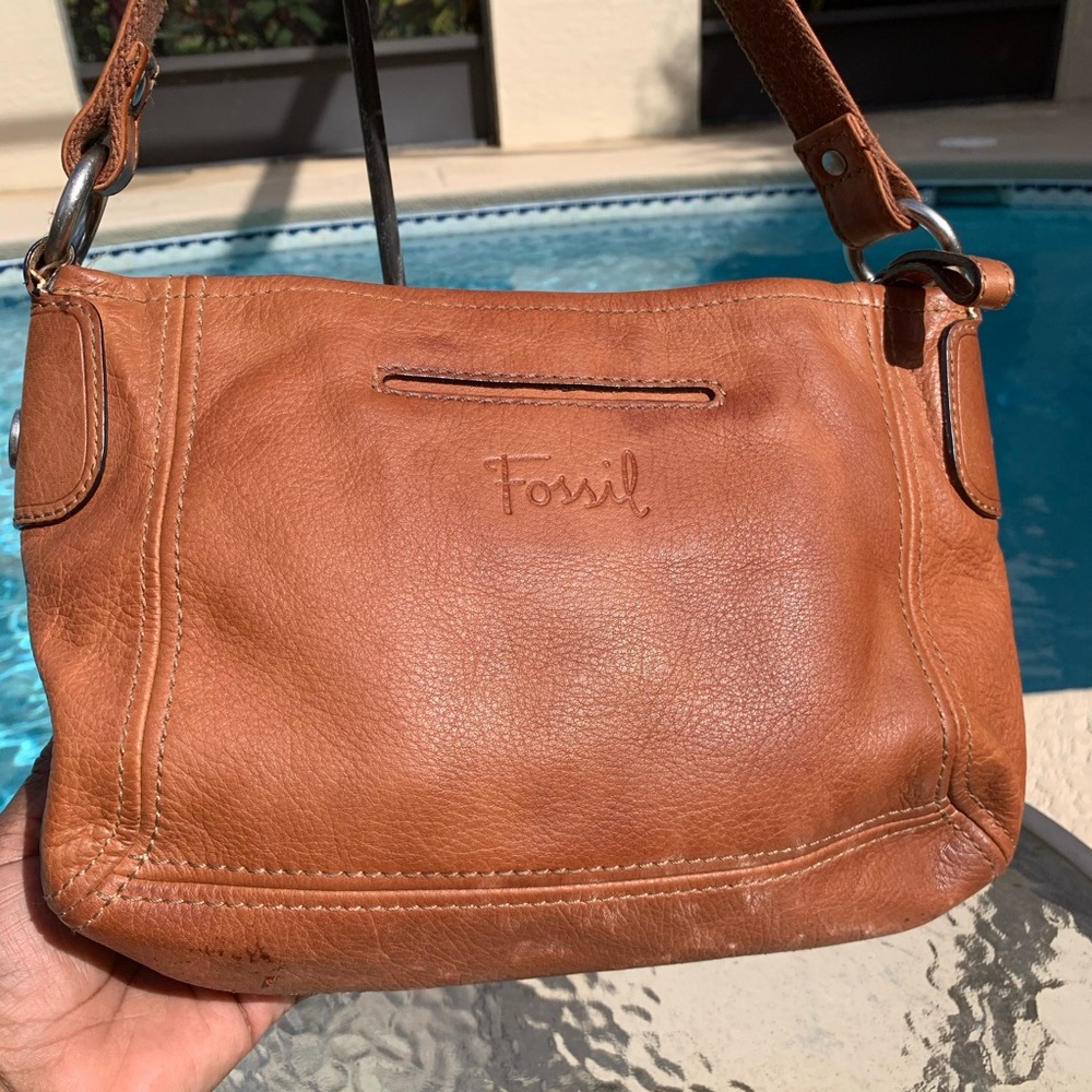 Fossil brown leather shoulder bag